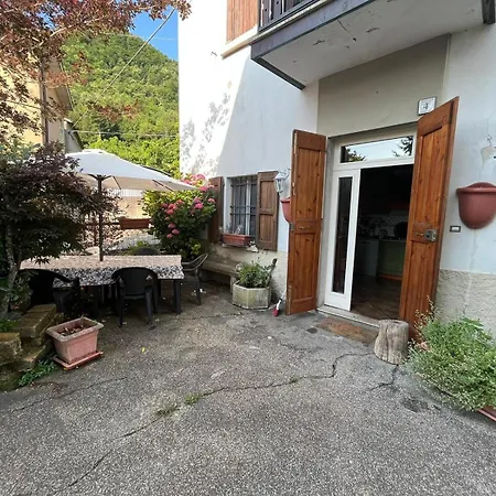 Casa Fiore Borgo Capanne