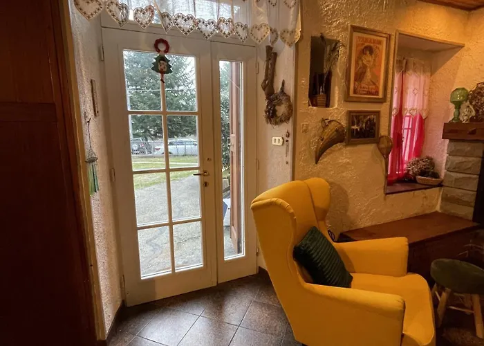 Casa Fiore Borgo Capanne